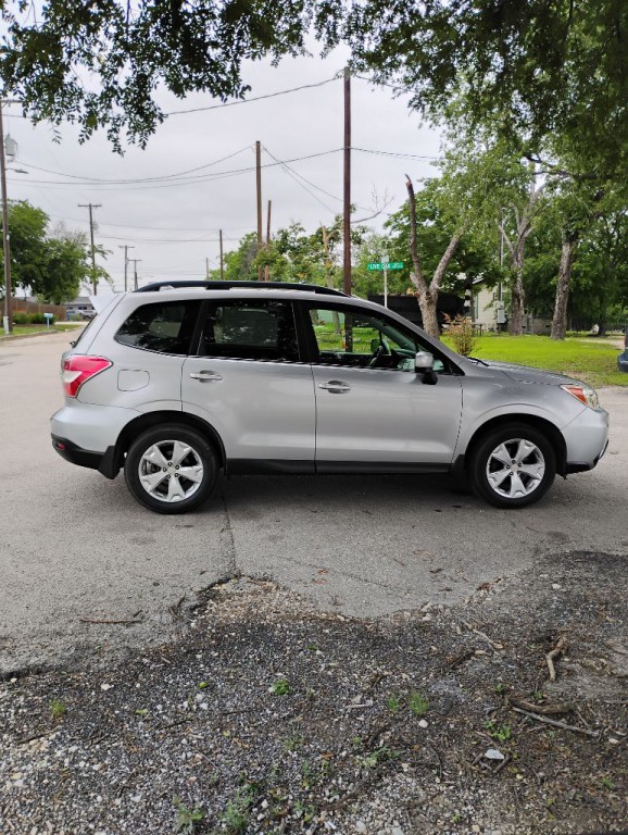 2016 Subaru Forester Image 3