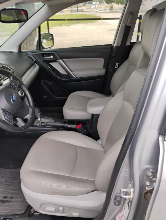 2016 Subaru Forester Image 11