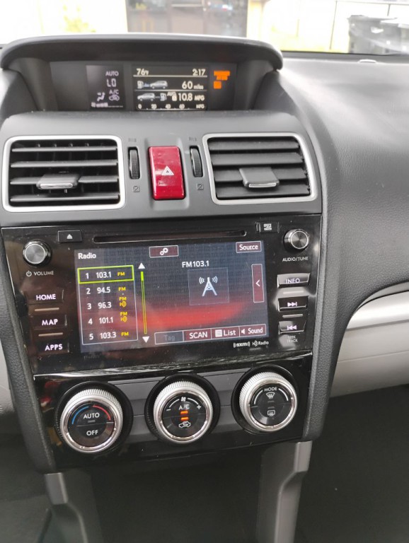2016 Subaru Forester Image 14