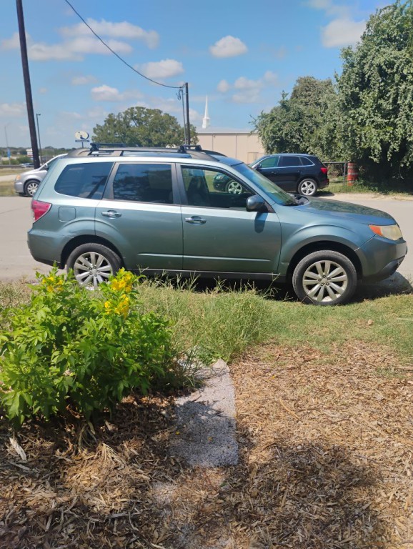 2011 Subaru Forester Image 4