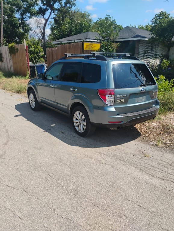 2011 Subaru Forester Image 5