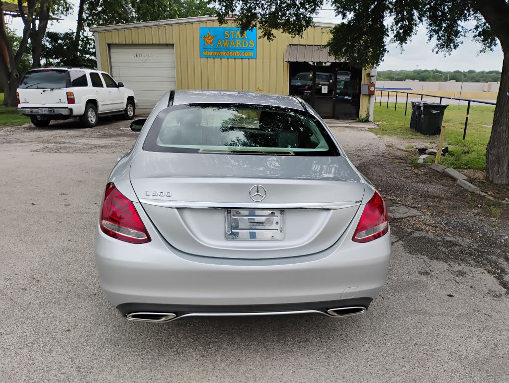 2016 Mercedes-Benz C-Class Image 6