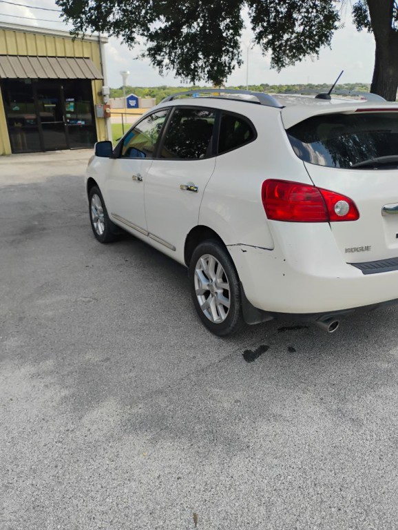 2011 Nissan Rogue Image 5