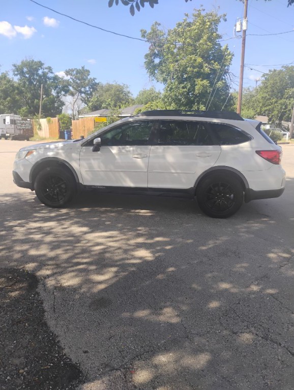 2017 Subaru Outback Image 3