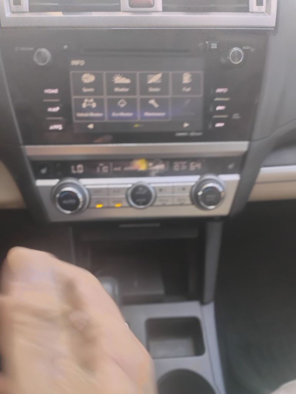 2017 Subaru Outback Image 12