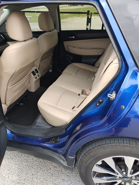 2017 Subaru Outback Image 8
