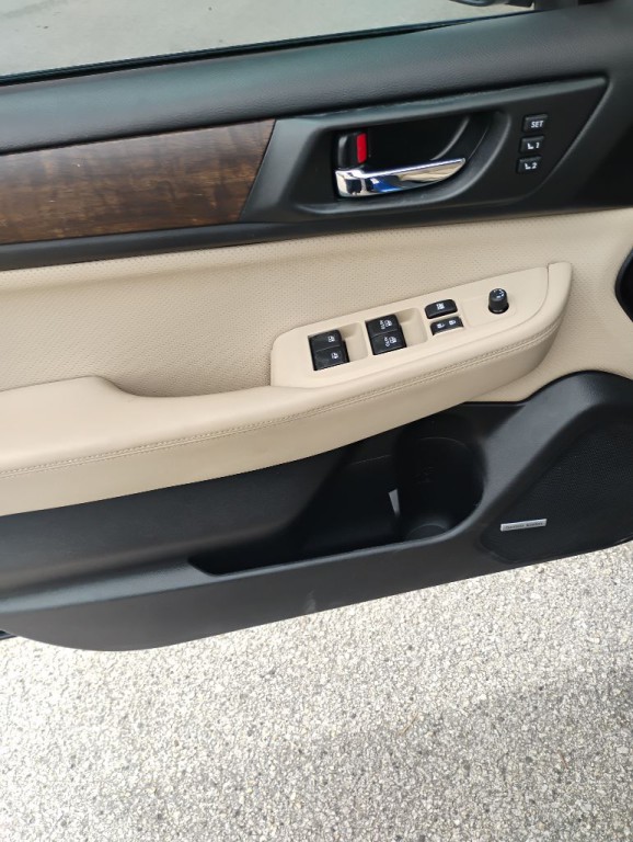 2017 Subaru Outback Image 13