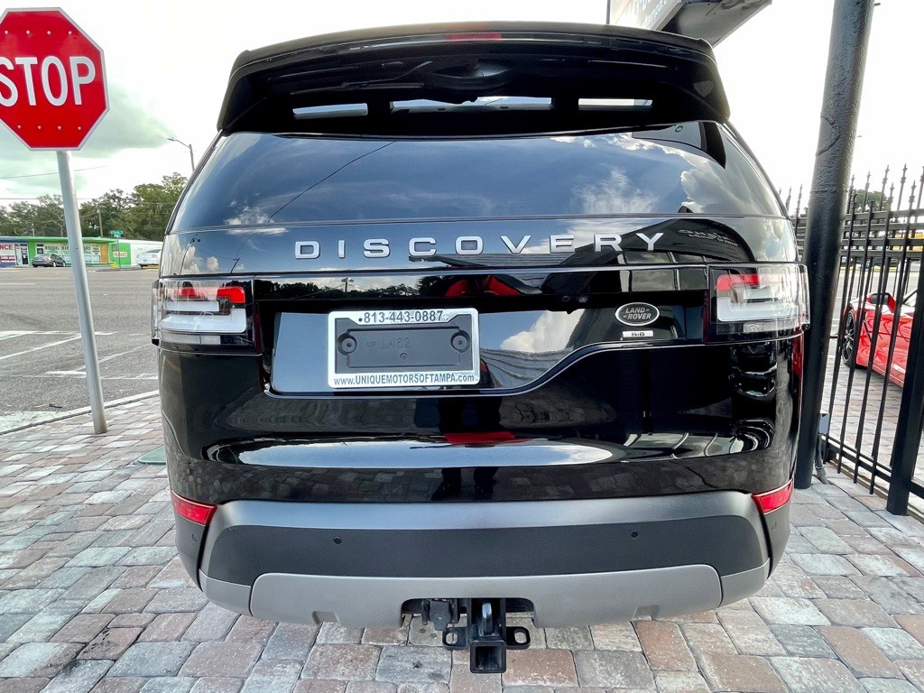 2017 Land Rover Discovery Image 7