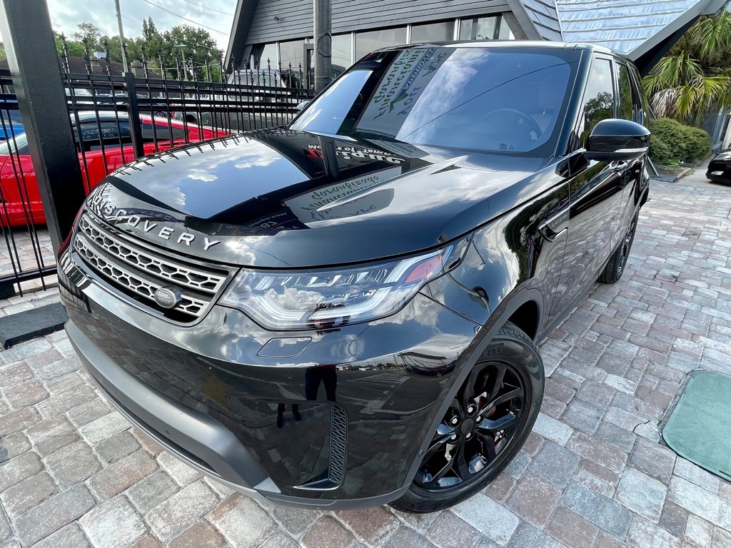 2017 Land Rover Discovery Image 41
