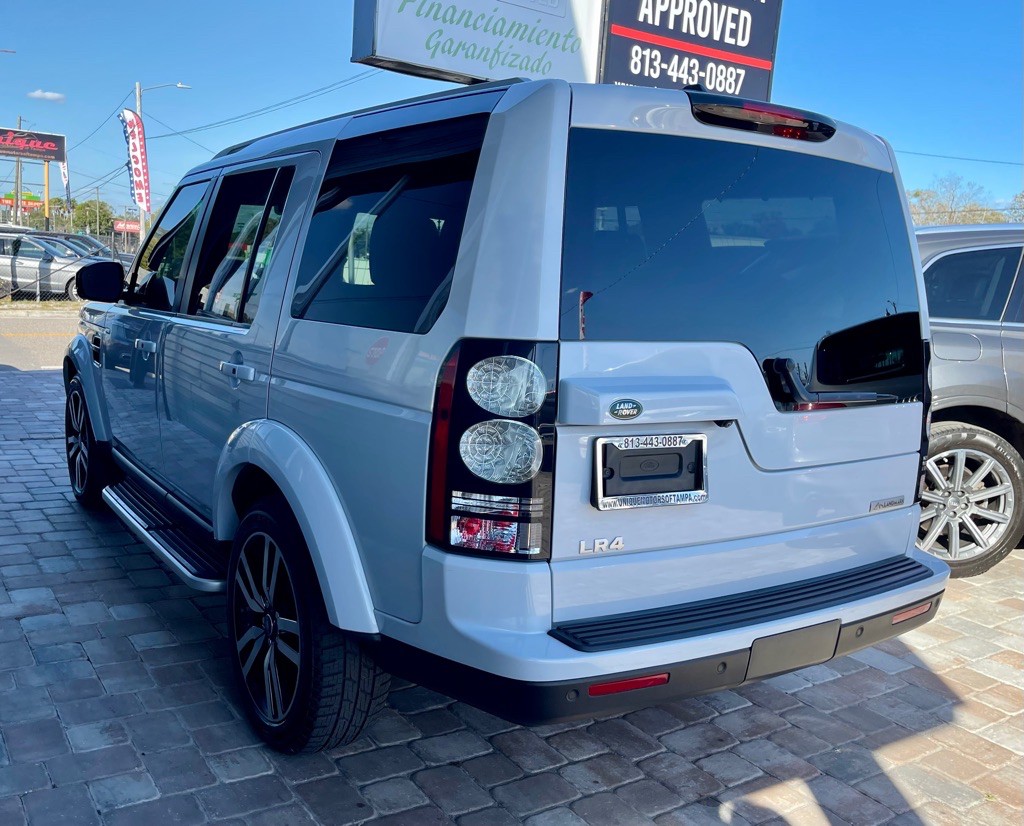 2016 Land Rover LR4 Image 6