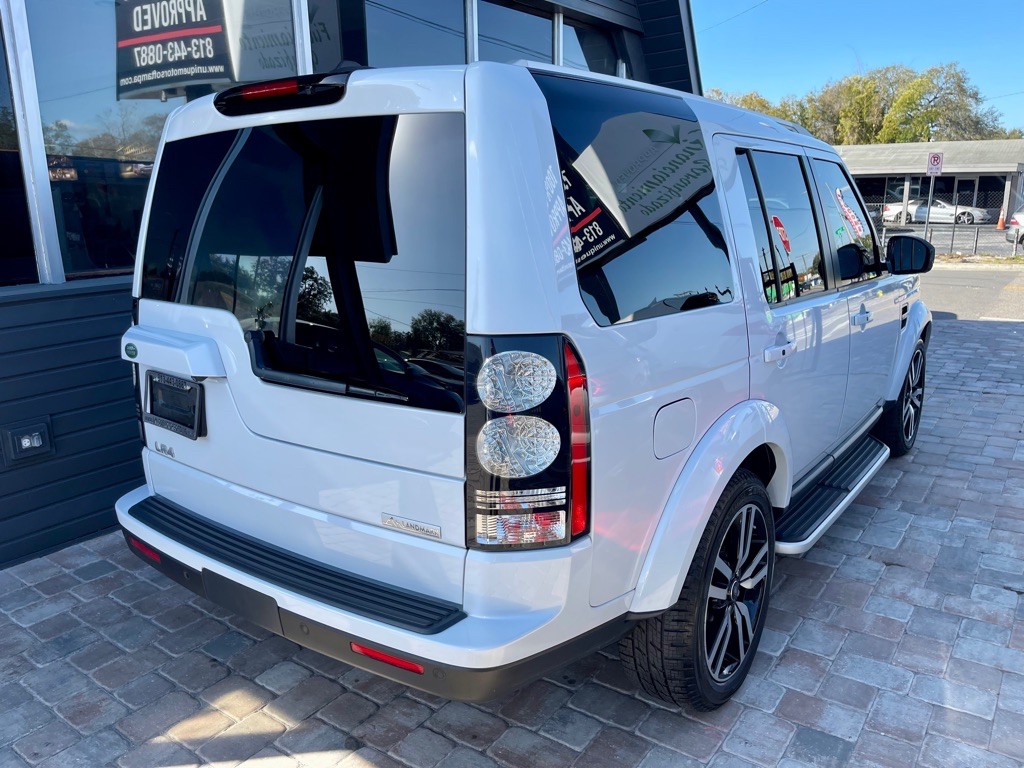 2016 Land Rover LR4 Image 8