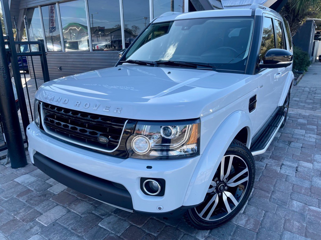 2016 Land Rover LR4 Image 24