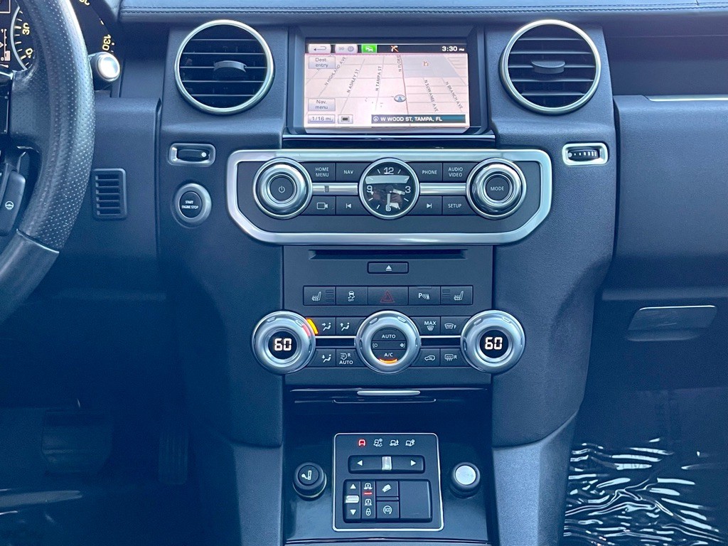 2016 Land Rover LR4 Image 29
