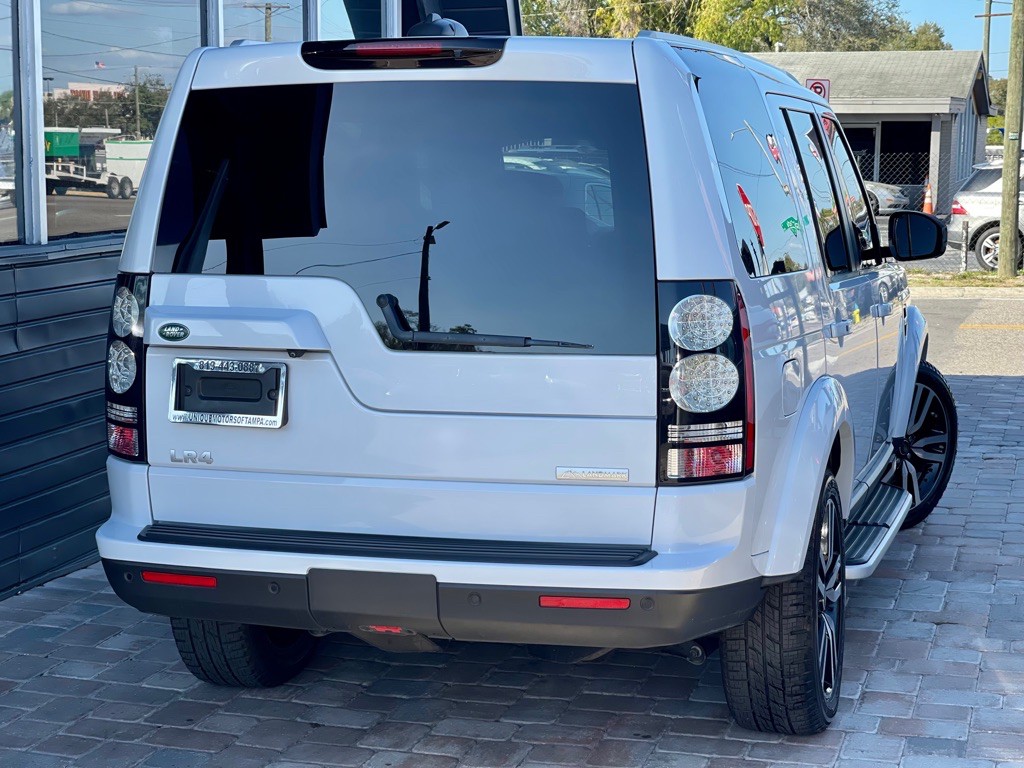 2016 Land Rover LR4 Image 42