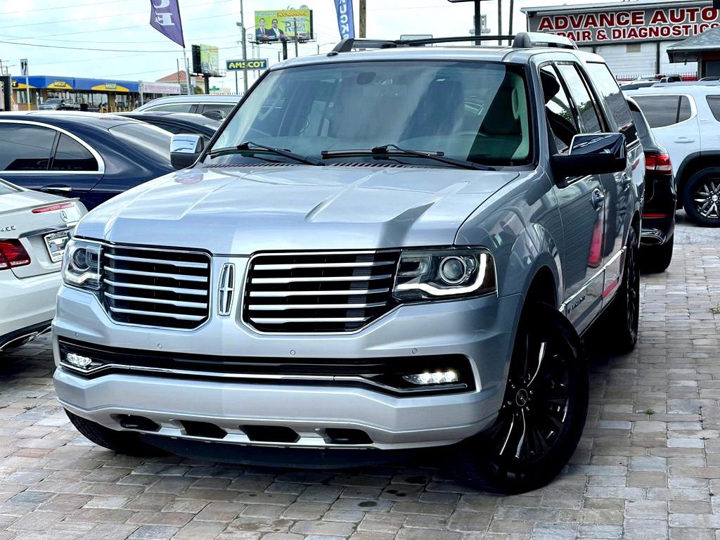2015 Lincoln Navigator Image 1