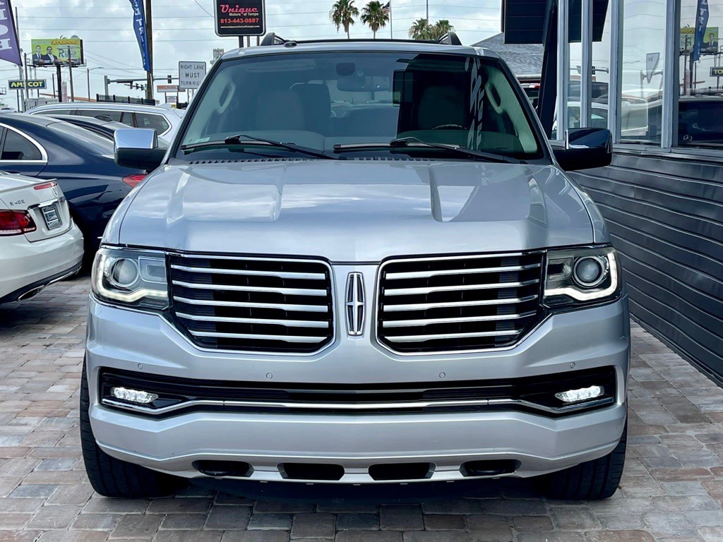 2015 Lincoln Navigator Image 25