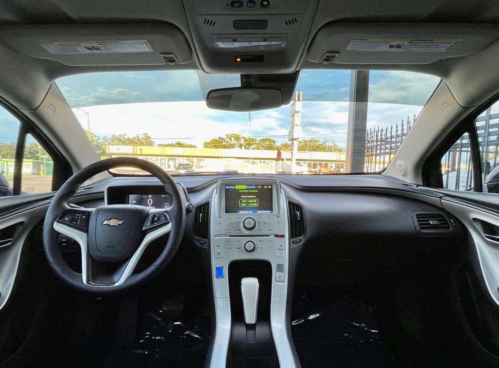 2013 Chevrolet Volt Image 14