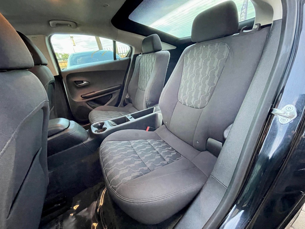 2013 Chevrolet Volt Image 19