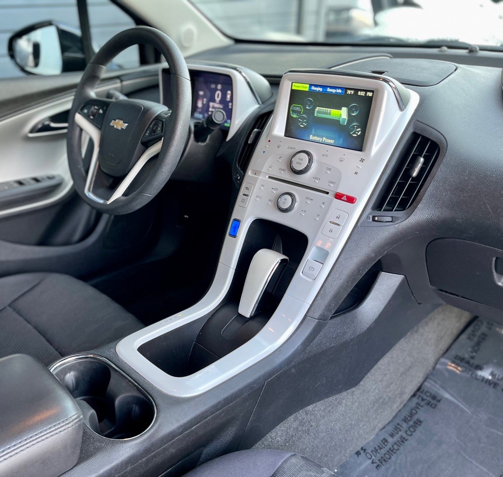 2013 Chevrolet Volt Image 23
