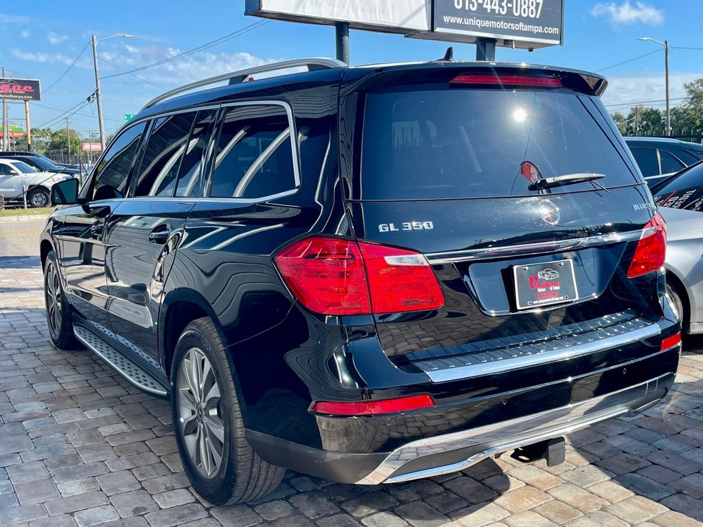 2016 Mercedes-Benz GL-Class Image 8