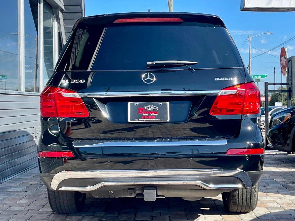 2016 Mercedes-Benz GL-Class Image 9