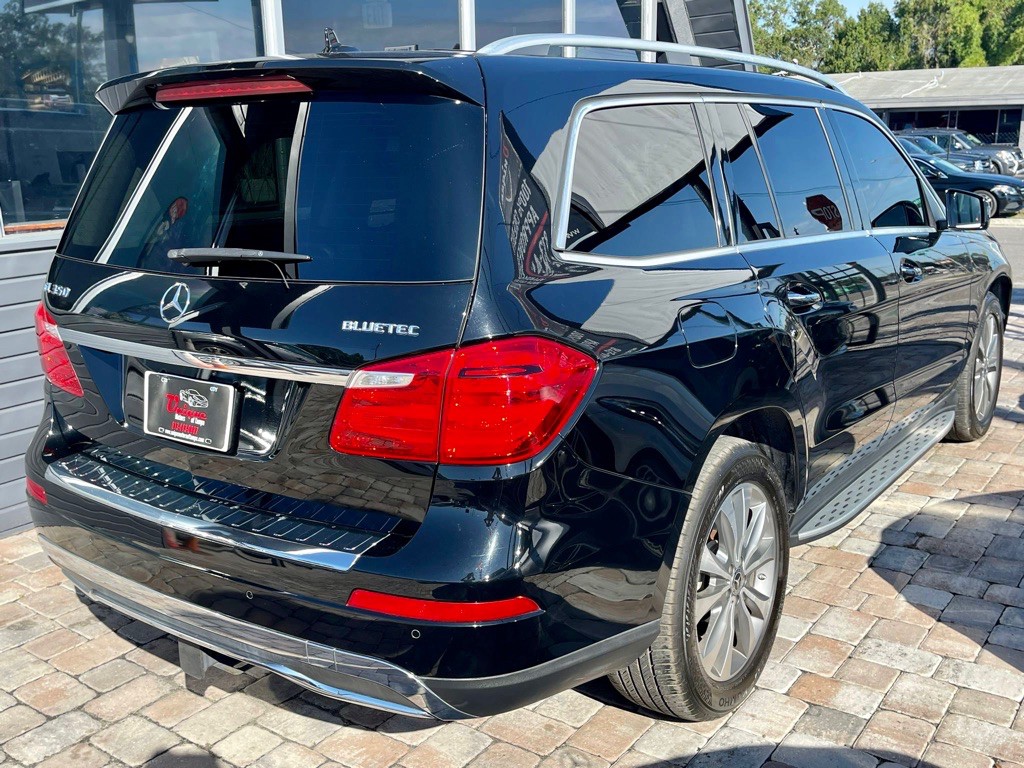 2016 Mercedes-Benz GL-Class Image 10
