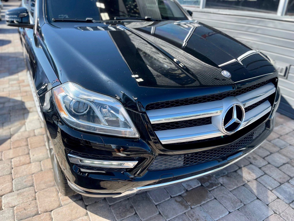 2016 Mercedes-Benz GL-Class Image 24