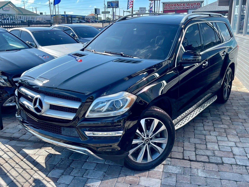 2016 Mercedes-Benz GL-Class Image 25