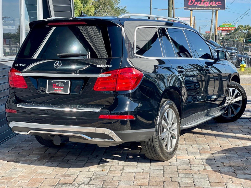 2016 Mercedes-Benz GL-Class Image 26