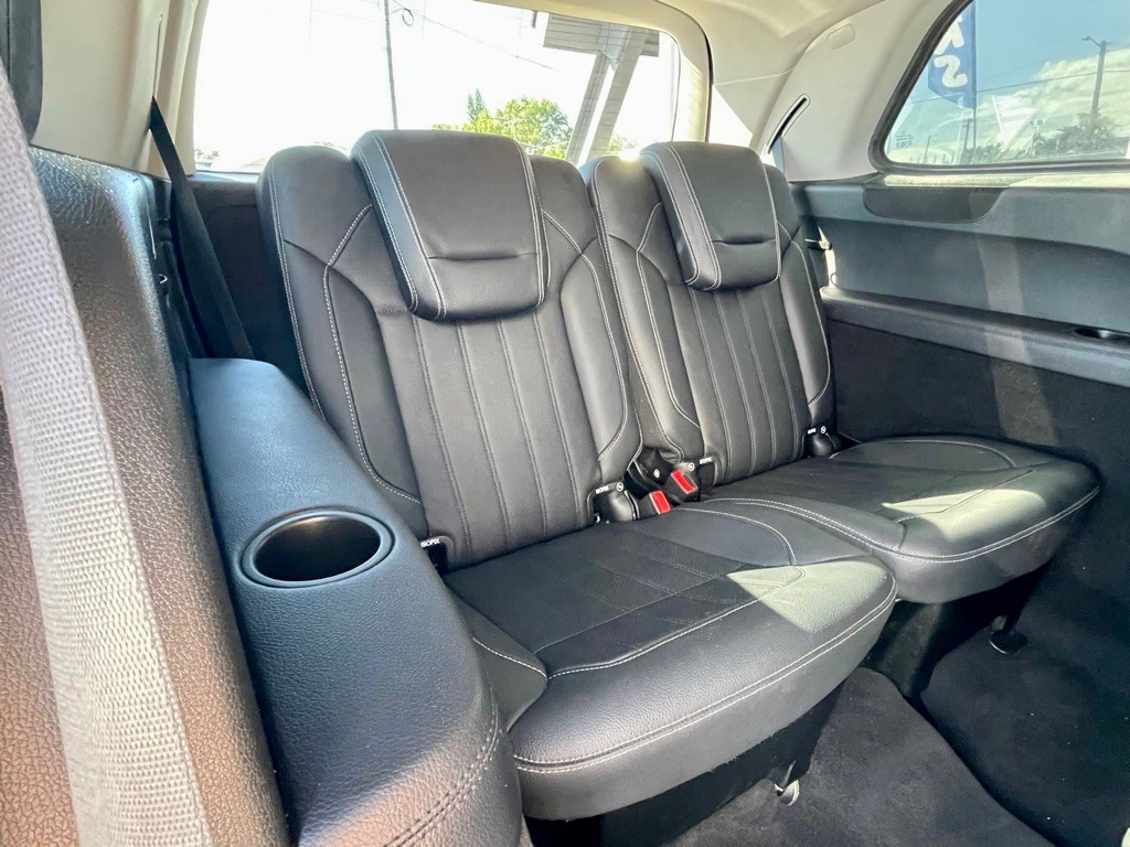 2016 Mercedes-Benz GL-Class Image 42