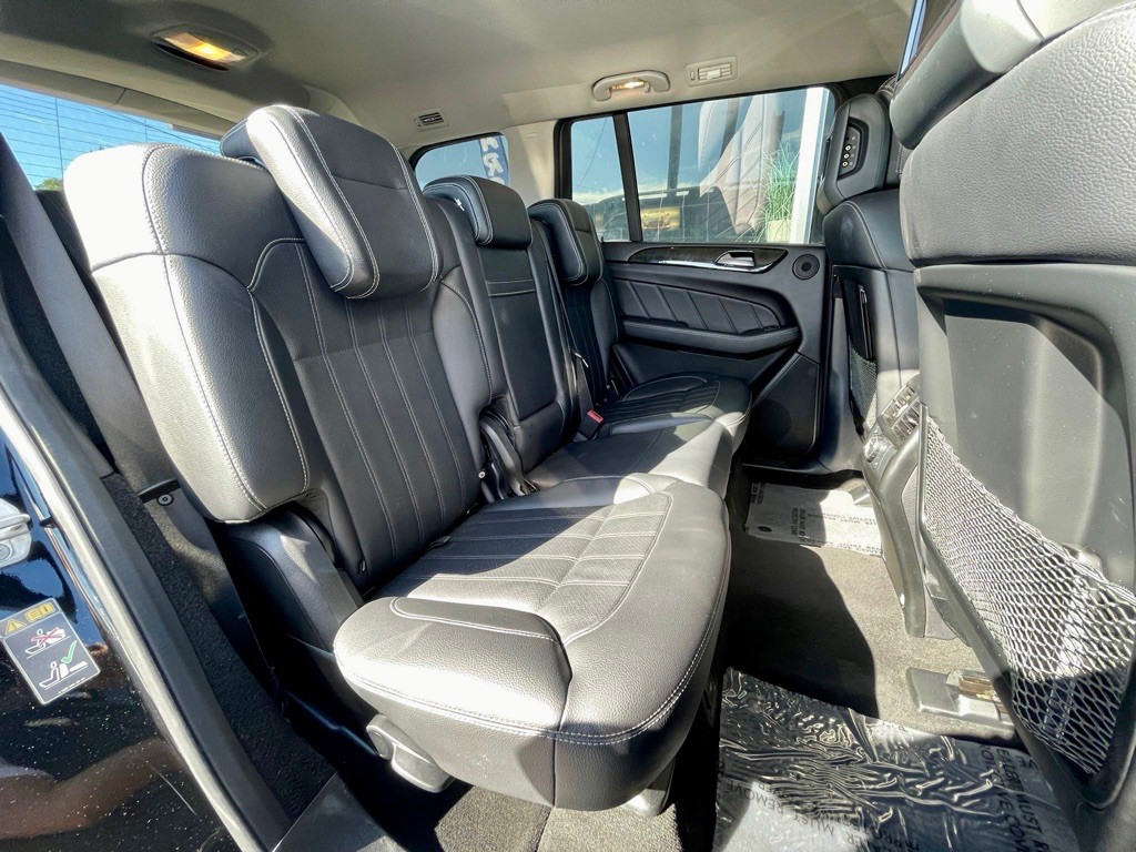 2016 Mercedes-Benz GL-Class Image 43