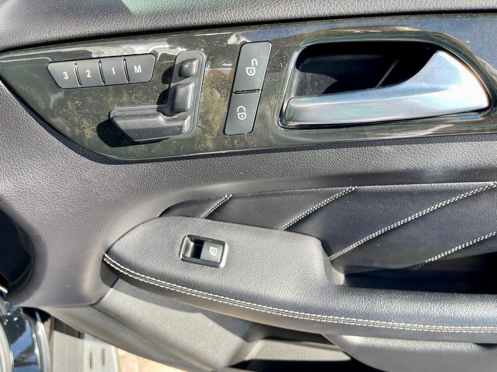 2016 Mercedes-Benz GL-Class Image 50