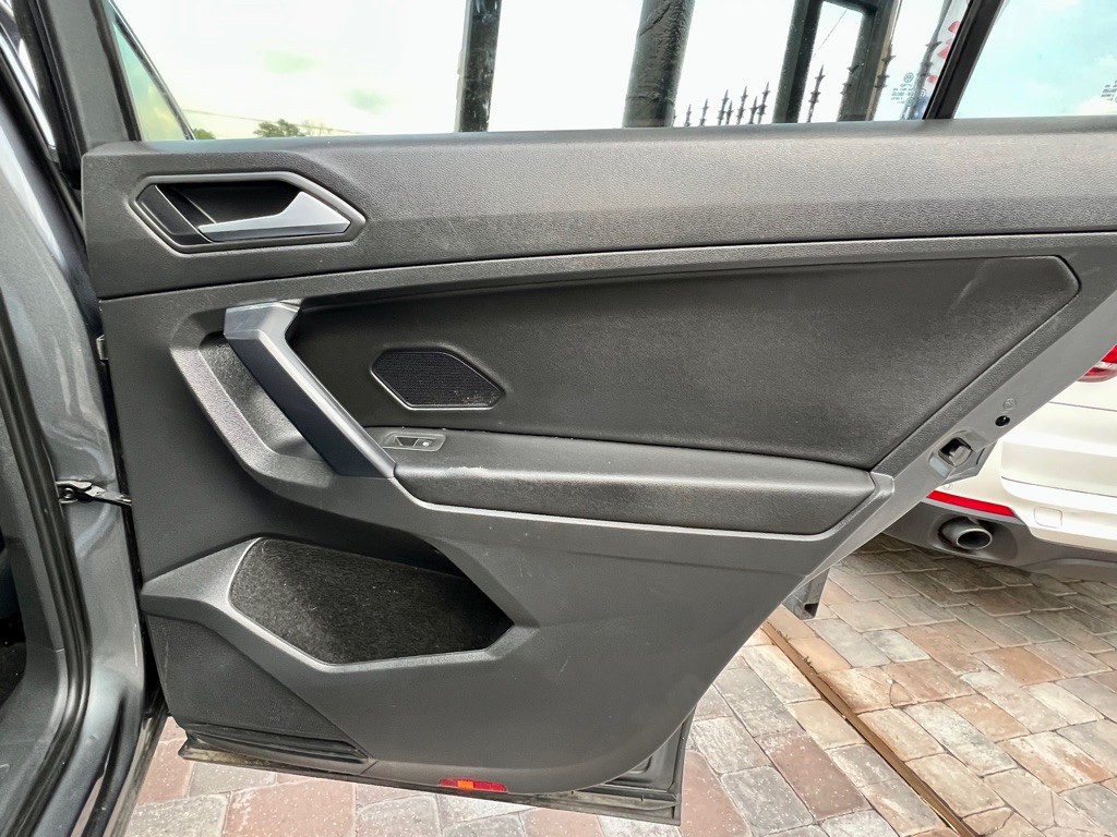 2021 Volkswagen Tiguan Image 46