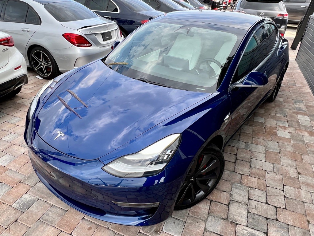 2020 Tesla Model 3 Image 3