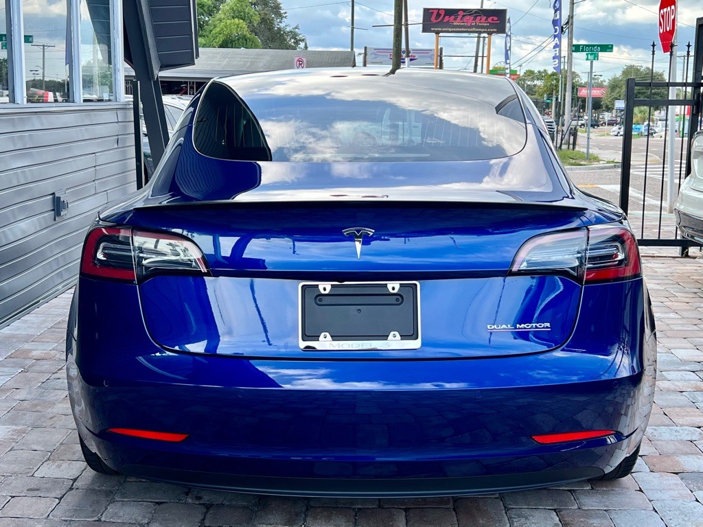 2020 Tesla Model 3 Image 9