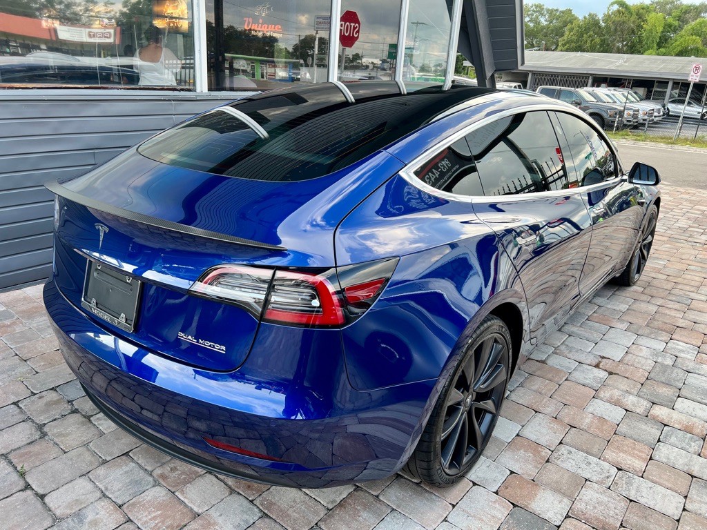 2020 Tesla Model 3 Image 10