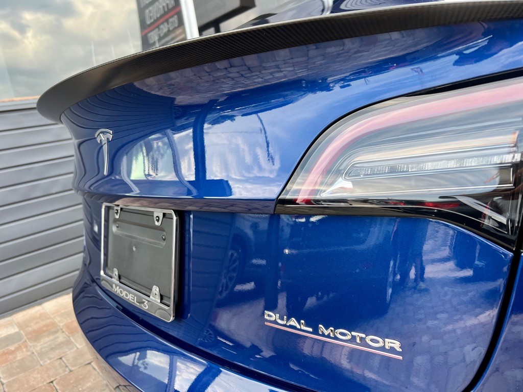 2020 Tesla Model 3 Image 11