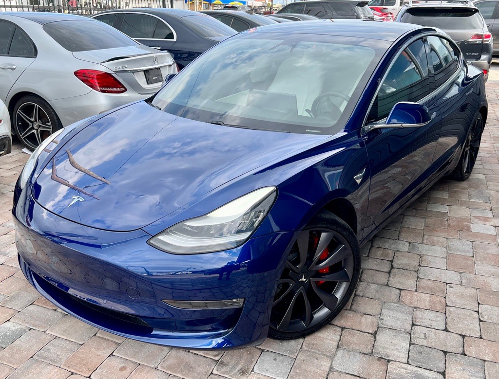 2020 Tesla Model 3 Image 24