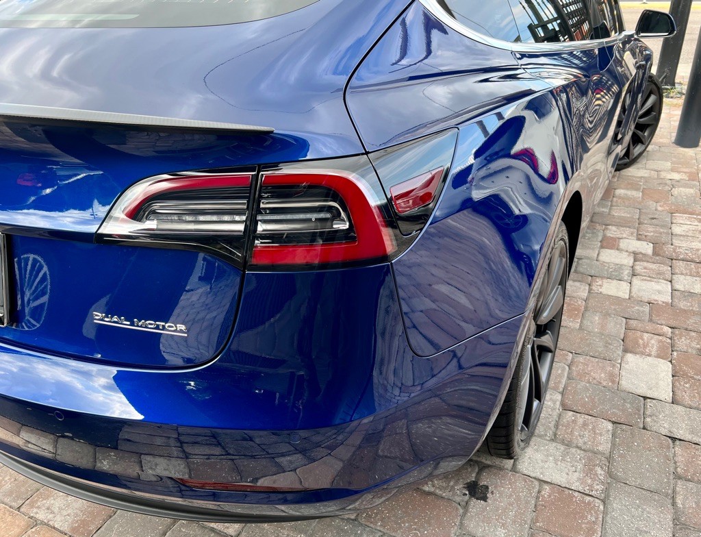 2020 Tesla Model 3 Image 32