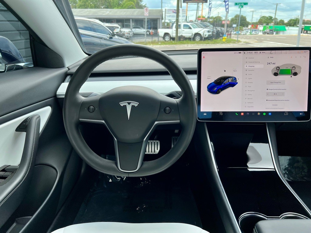 2020 Tesla Model 3 Image 41