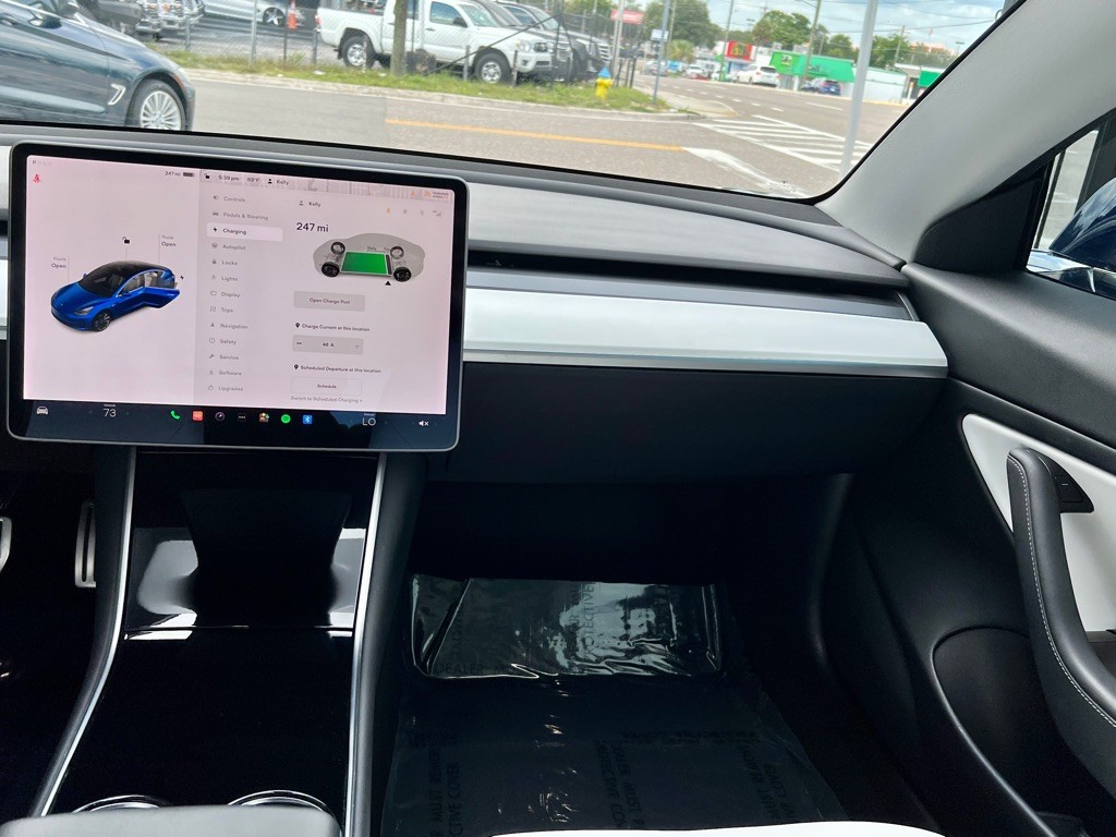 2020 Tesla Model 3 Image 42