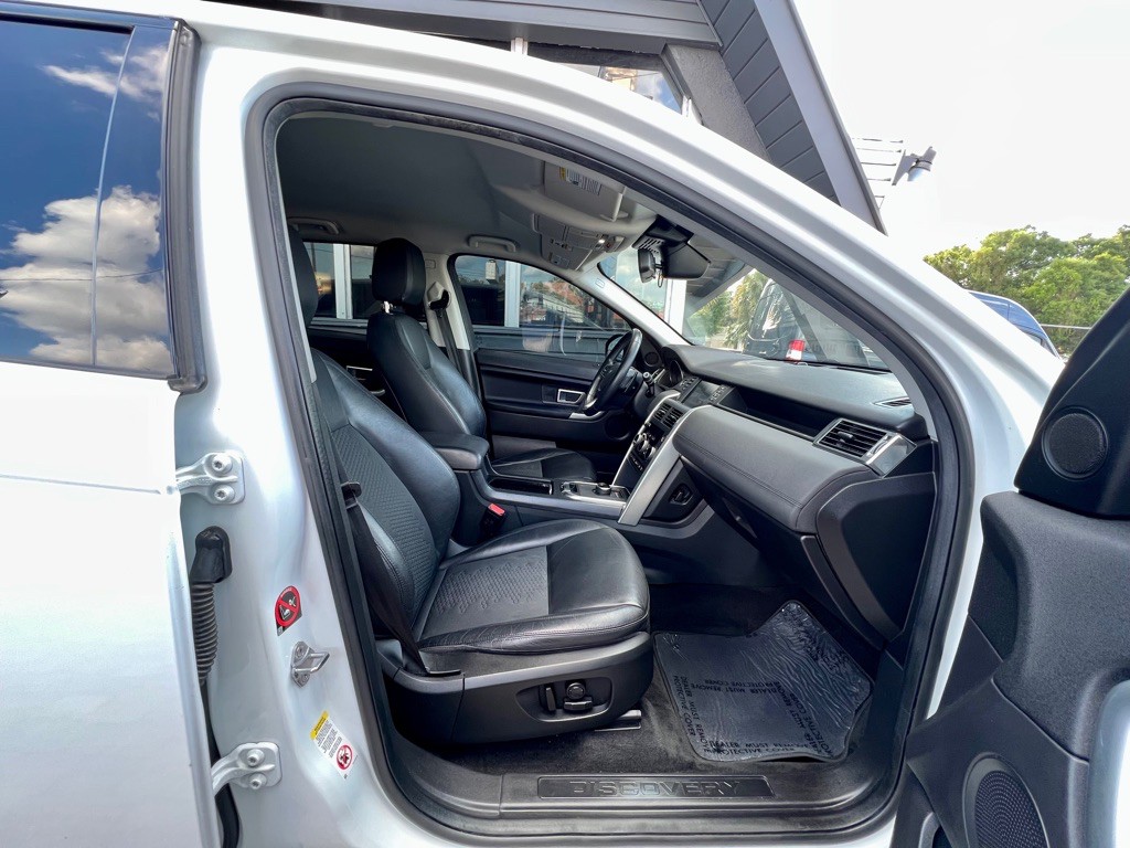 2019 Land Rover Discovery Sport Image 21