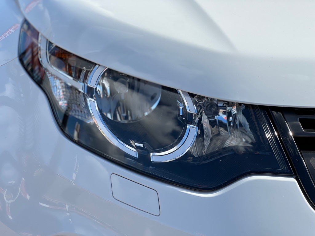 2019 Land Rover Discovery Sport Image 28