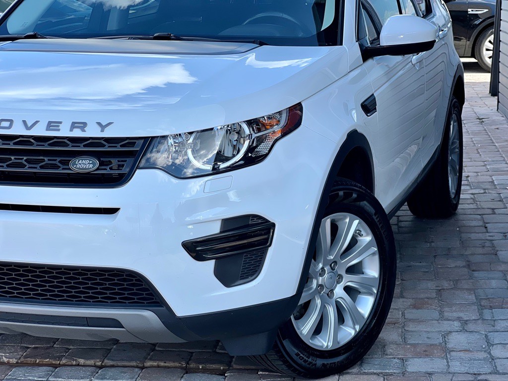 2019 Land Rover Discovery Sport Image 30