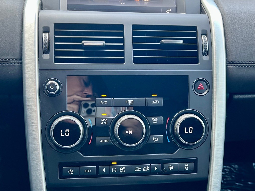 2019 Land Rover Discovery Sport Image 34