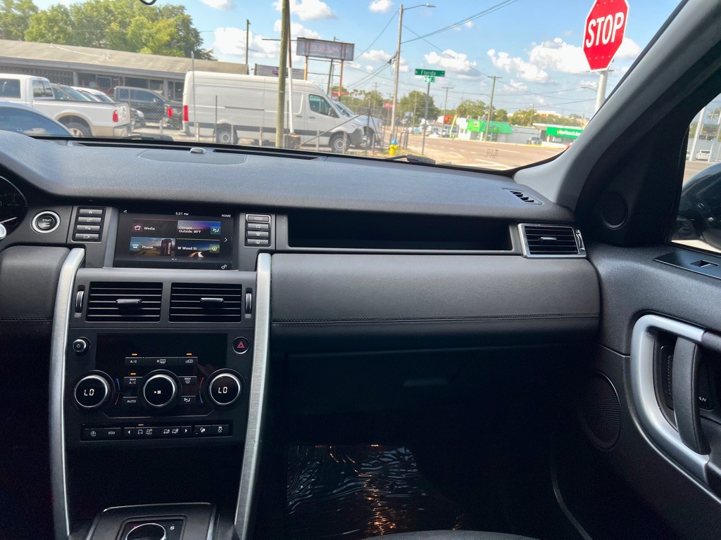 2019 Land Rover Discovery Sport Image 36