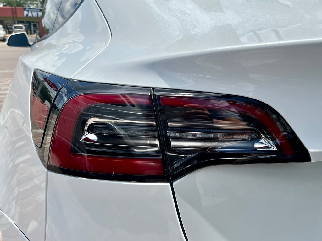 2022 Tesla Model 3 Image 30