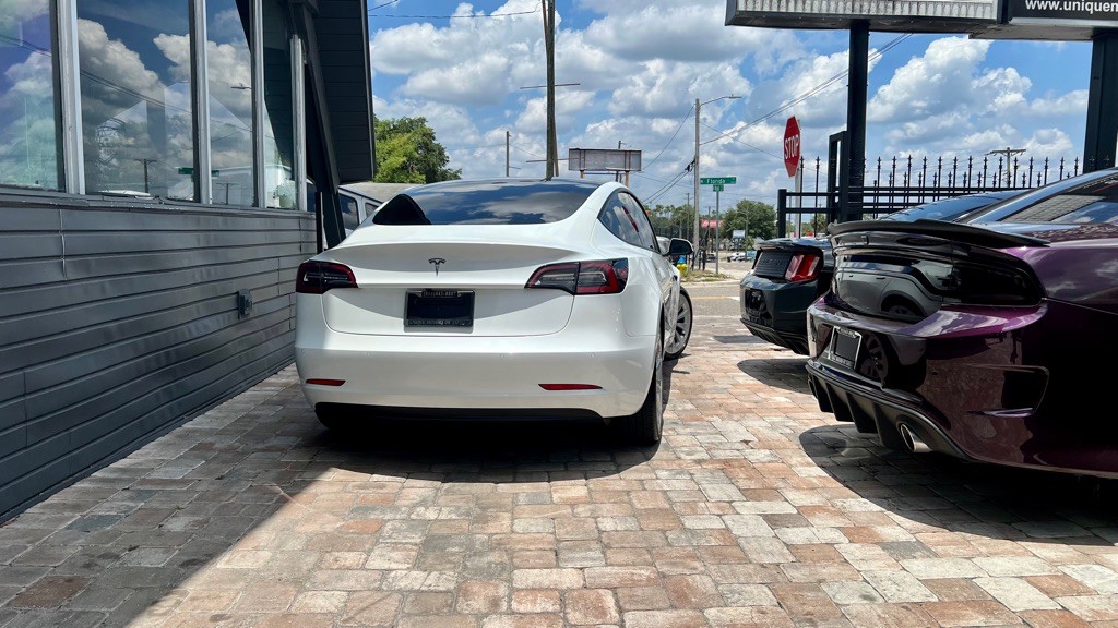 2022 Tesla Model 3 Image 38