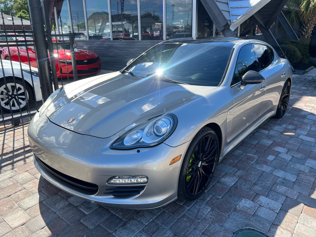 2012 Porsche Panamera Image 6