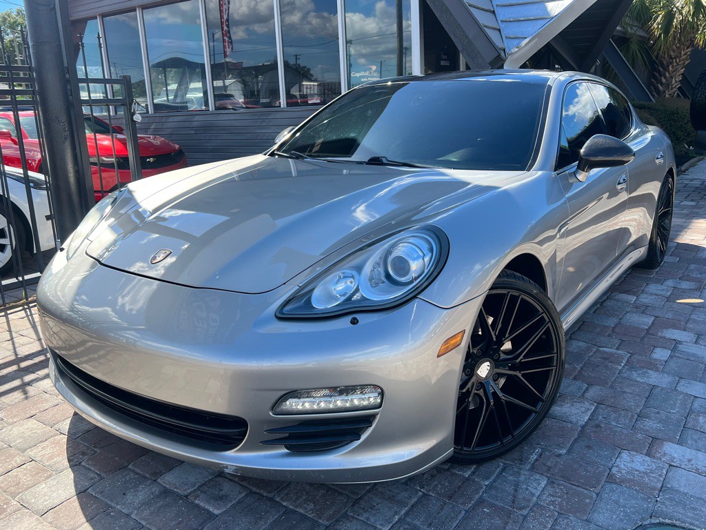 2012 Porsche Panamera Image 52